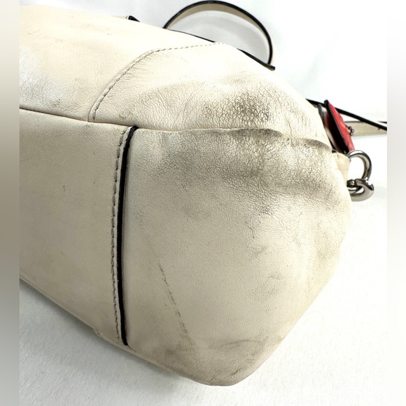 Coach Daisy Mia F23901 Cream Leather Medium Satchel Shoulder Bag Purse 2 Charms - Picture 13 of 15